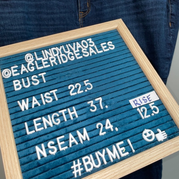 EUC Torrid Mid Rise Skinny Jean Vintage Stretch Dark Wash Maui Size 26S 26 Short - Picture 9 of 9